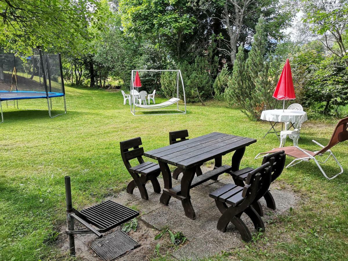C4 Albmatte-Fewo Sauna, Hallenbad Aussenbecken Massagen Nebenan Menzenschwand-Hinterdorf Esterno foto